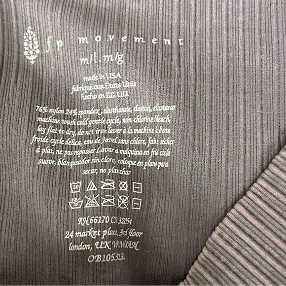 NWOT Free People Movement good karma legging size M/L - Picture 4 of 4